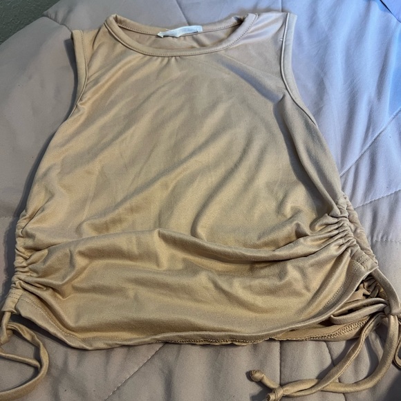 Caution to the Wind Top - Picture 1 of 5